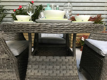 Load image into Gallery viewer, The Florida 4 seat Round Dining Set