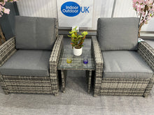 Load image into Gallery viewer, Brocton Two Seat Tete e Tete