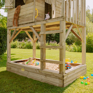The Ocean Hut Play House (With Climbing Wall)